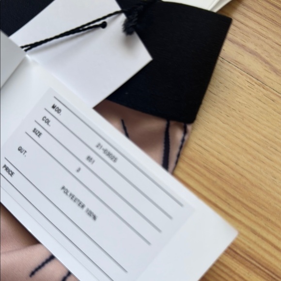 Sacai x Jean Paul Gaultier Black and Pink Graphic Leggings 3 new with tag - Picture 3 of 7